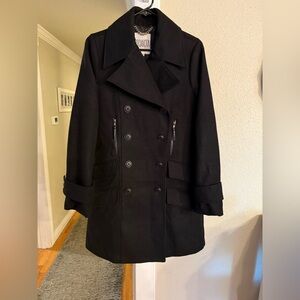 BB Dakota Black Peacoat size Medium